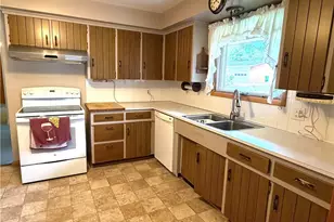 330 Weber Ave NE, North Canton, OH 44720 - Photo 9