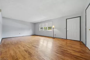 1819 Stonehenge Ave NW, Massillon, OH 44646 - Photo 3