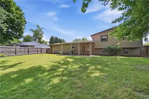 1819 Stonehenge Ave NW, Massillon, OH 44646 - Photo 33