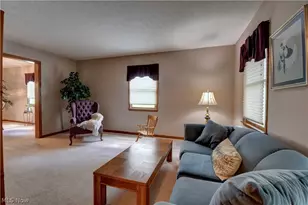 995 Clearview Dr SE, New Philadelphia, OH 44663 - Photo 13