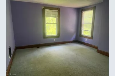 261 E Main Street, St Clairsville, OH 43950 - Photo 13