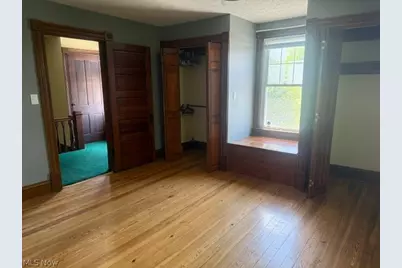 261 E Main Street, St Clairsville, OH 43950 - Photo 15