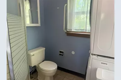 261 E Main Street, St Clairsville, OH 43950 - Photo 7