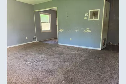 19418 Meadowlark Lane, Warrensville Heights, OH 44128 - Photo 3