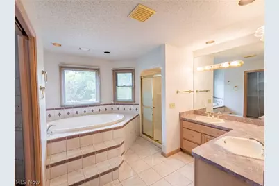 7550 James Drive, North Royalton, OH 44133 - Photo 19
