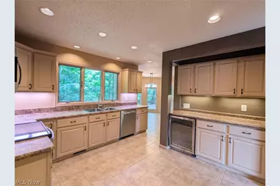 7550 James Drive, North Royalton, OH 44133 - Photo 11