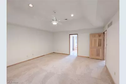 7550 James Drive, North Royalton, OH 44133 - Photo 17