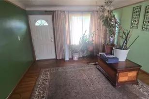 24780 Picone Ln, Huber Heights, OH 44146 - Photo 9