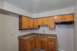 16811 Priebe Ave, Loveland, OH 44128 - Photo 13