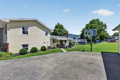 1818 Kenwood Drive, Orrville, OH 44667 - Photo 15