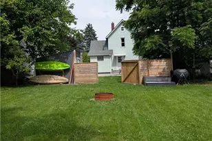 1633 Holland Ct SW, Canton, OH 44706 - Photo 9