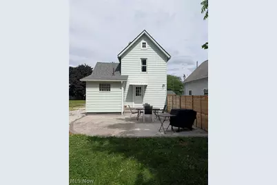 1633 Holland Court SW, Canton, OH 44706 - Photo 5