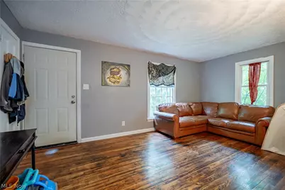892 Hayden Avenue, Akron, OH 44320 - Photo 11