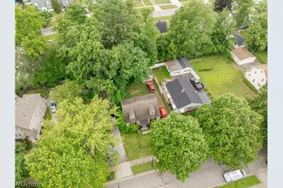 892 Hayden Avenue, Akron, OH 44320 - Photo 33