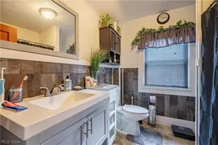 531 Fernwood Dr, Akron, OH 44320 - Photo 23