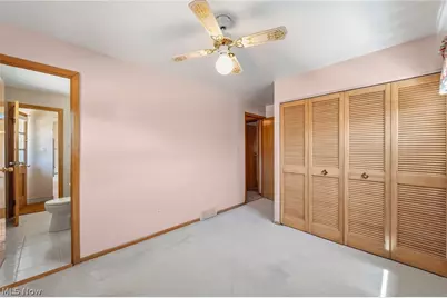 1226 Golden Gate Boulevard, Mayfield Heights, OH 44124 - Photo 29
