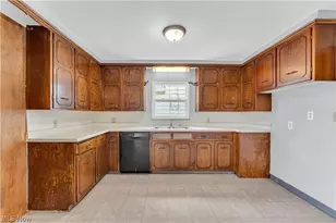 3819 W 137th St, Loveland, OH 44111 - Photo 9