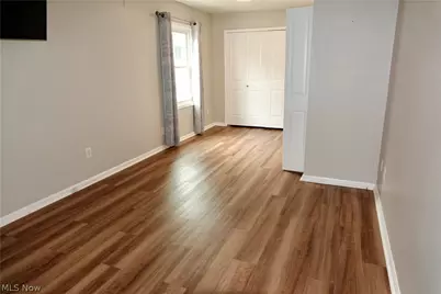 1325 Elmwood Road, Mayfield Heights, OH 44124 - Photo 19