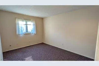 4842 Red Pine Way, North Ridgeville, OH 44039 - Photo 13