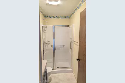 4842 Red Pine Way, North Ridgeville, OH 44039 - Photo 17
