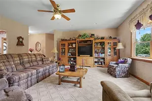 846 Jennifer Tr, Tallmadge, OH 44278 - Photo 9