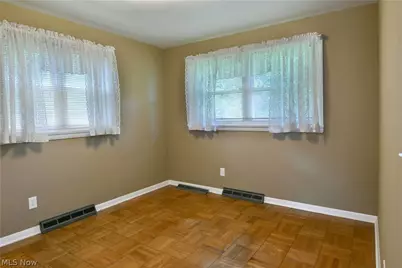 2141 North Road NE, Warren, OH 44483 - Photo 37