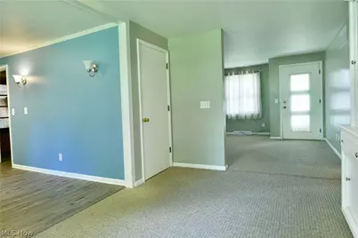 2141 North Road NE, Warren, OH 44483 - Photo 15