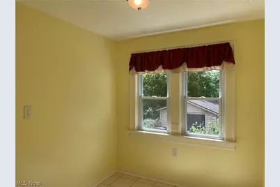 628 Garry Road, Akron, OH 44305 - Photo 11