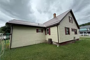 2014 Ohio Ave, East Liverpool, OH 43920 - Photo 3