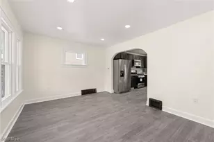 3018 Russell Ave, Parma, OH 44134 - Photo 17