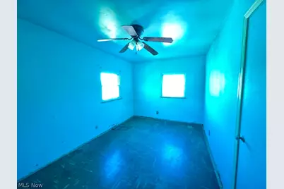 529 Railroad Street, Chester, WV 26034 - Photo 11