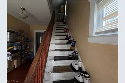2028 W 104th Street, Loveland, OH 44102 - Photo 9