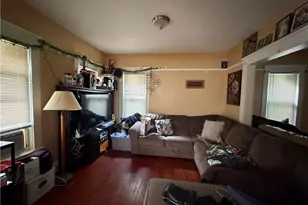 2028 W 104th St, Loveland, OH 44102 - Photo 3