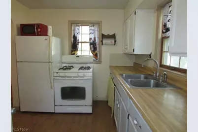 1327 Chelton Drive, Kent, OH 44240 - Photo 9