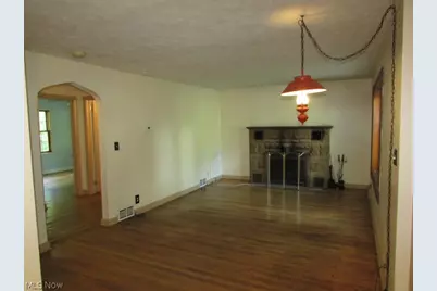 1327 Chelton Drive, Kent, OH 44240 - Photo 3