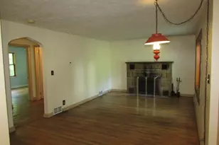 1327 Chelton Dr, Kent, OH 44240 - Photo 3
