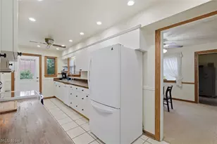 135 N Middle St, Columbiana, OH 44408 - Photo 9