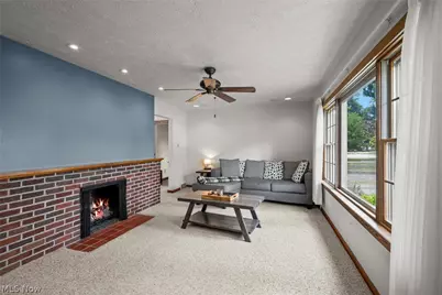 135 N Middle Street, Columbiana, OH 44408 - Photo 3