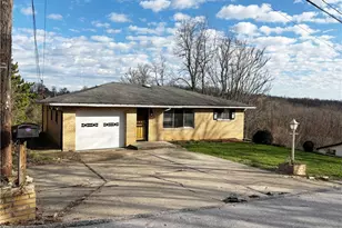 137 Clay St, Weirton, WV 26062 - Photo 3