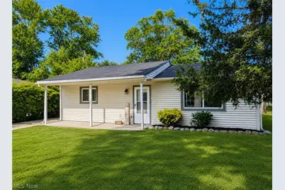 351 Devonshire Road, Vermilion, OH 44089 - Photo 1