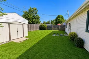351 Devonshire Rd, Vermilion, OH 44089 - Photo 13