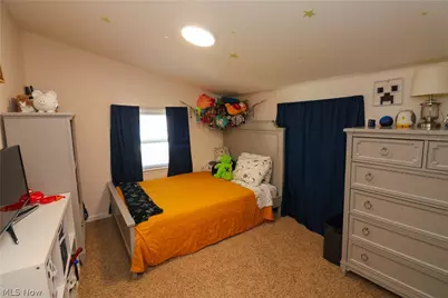 204 House Court, Fairport Harbor, OH 44077 - Photo 19