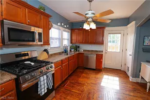 204 House Ct, Fairport Harbor, OH 44077 - Photo 7