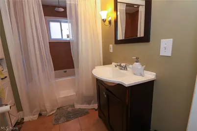 204 House Court, Fairport Harbor, OH 44077 - Photo 25