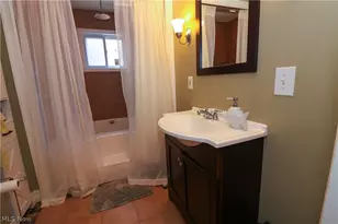 204 House Ct, Fairport Harbor, OH 44077 - Photo 25