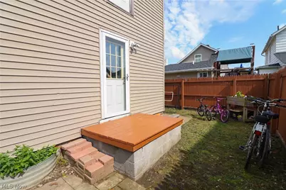 204 House Court, Fairport Harbor, OH 44077 - Photo 31