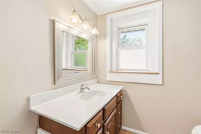 285 Sumner Court, Akron, OH 44311 - Photo 17