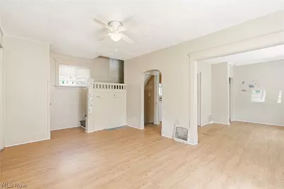 285 Sumner Court, Akron, OH 44311 - Photo 3