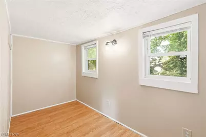 285 Sumner Court, Akron, OH 44311 - Photo 13