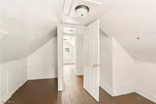 285 Sumner Ct, Akron, OH 44311 - Photo 21